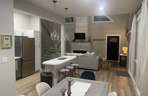 York Beach House | Custom Barn Home, 3Bd, 2BA, Minutes to Long Sands
