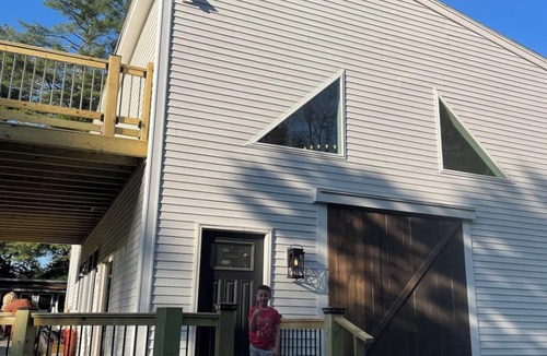York Beach House | Custom Barn Home, 3Bd, 2BA, Minutes to Long Sands