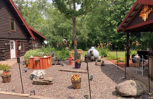 Moose Lake House | Custom built log home on 40 acres & in the woods! Snowmobile right from home!