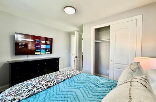 Blue Ash House | Cute and Cozy House in Quiet Blue Ash Neighborhood