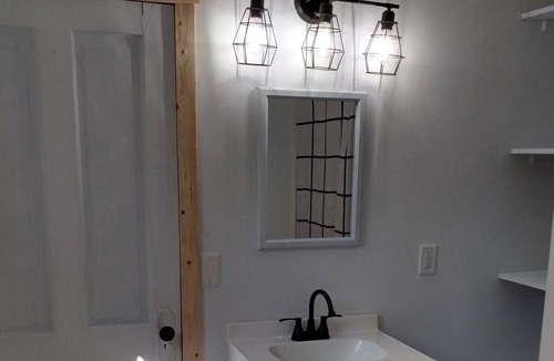 Marble House | Cute and cozy two bedroom/one bath home