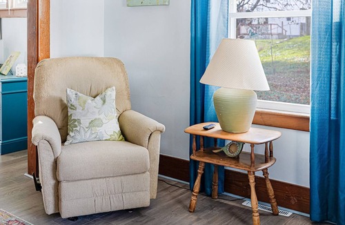 Jackson House | *cute city bungalow, close to downtown, hospital and dogs welcome*