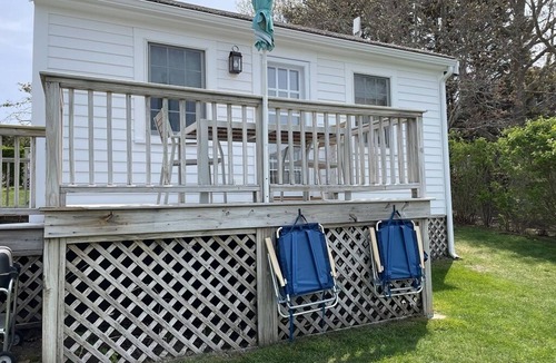 Chatham Cottage | Cute clapboard cottage on the hill off Stage Island Road!