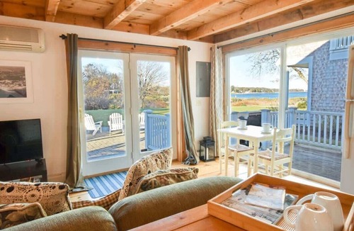 Orleans House | Cute Cottage Living by the Sea!