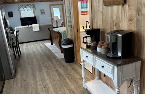 Albany Apartment | Cute, Quaint and Comfortable!