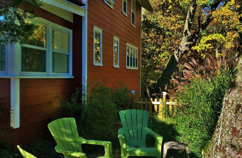 Grand Haven Cottage | Cutest Cottage Near Beach! 135 Summers Old! Walk Everywhere!