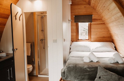 Torver Ski Chalet | Daffodil Mega Pod Glamping with wood fired Hot Tub