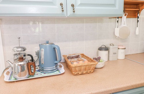 Allendale Cottage | DALE VIEW COTTAGE, pet friendly, with open fire in Allendale