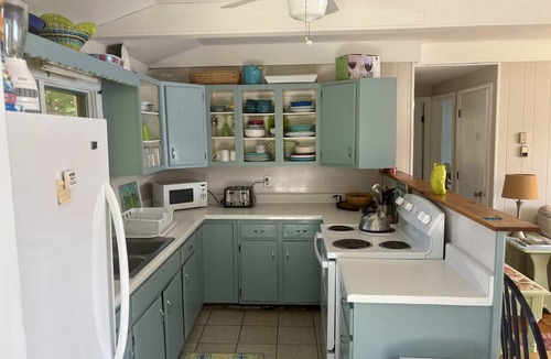 Newcastle Cottage | Damariscotta lake house with availability August and September