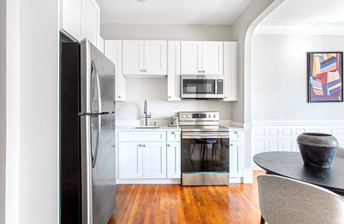 Back Bay West House | Dapper Back Bay 2BR, Steps from Newbury St. and Esplanade by Blueground