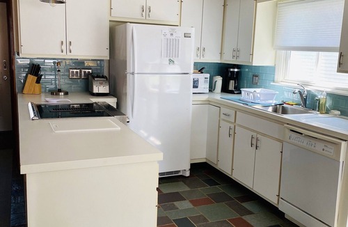 Wells House | Darling Moody Beach Cottage; Marsh Views & Steps Away from Beach. Sleeps 6-8.