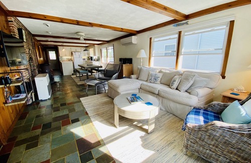 Wells House | Darling Moody Beach Cottage; Marsh Views & Steps Away from Beach. Sleeps 6-8.