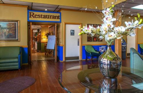 Clinton Hotel | Days Inn by Wyndham Clinton OK