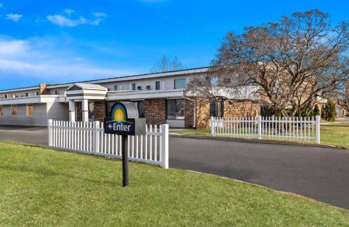 Fond du Lac Hotel | Days Inn by Wyndham Fond du Lac