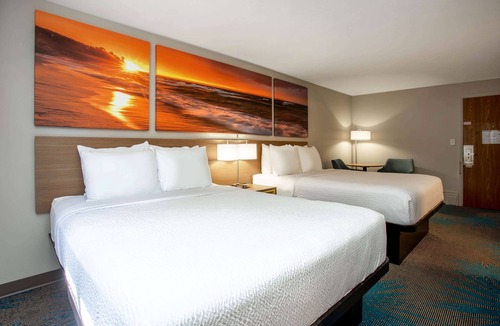 Marquette Hotel | Days Inn by Wyndham Marquette
