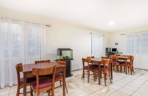 Andover Hotel | Days Inn by Wyndham Andover