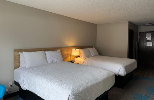 Sault Ste. Marie Hotel | Days Inn by Wyndham Sault Ste Marie MI