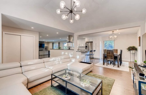 Hampden House | Dazzling Modern Denver Home