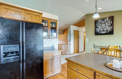 Moorhead House | Deck & Yard! Moorhead Getaway Near Downtown Fargo