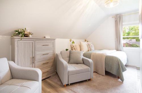 Saxonburg House | Delightful & Well Provisioned Home in Ideal Local