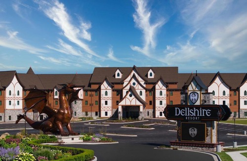 Wisconsin Dells Hotel | Dellshire Resort