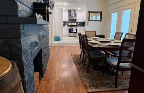 Kenwood Hill House | Derby Horse House Ready