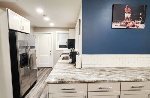 Shelby Park Apartment | Derby Oak Luxe Apartment By Expo and Shelby Park Close to Downtown and Airport