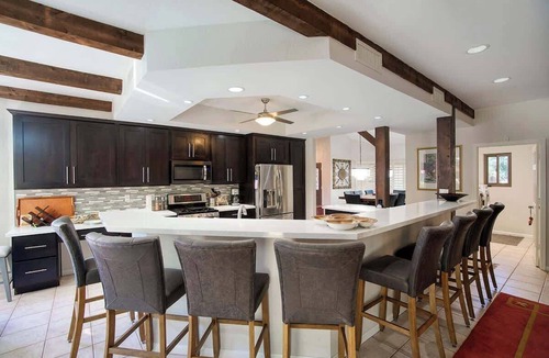 Woodleaf House | Desert Palms - Pool & BBQ Near Paradise Mall
