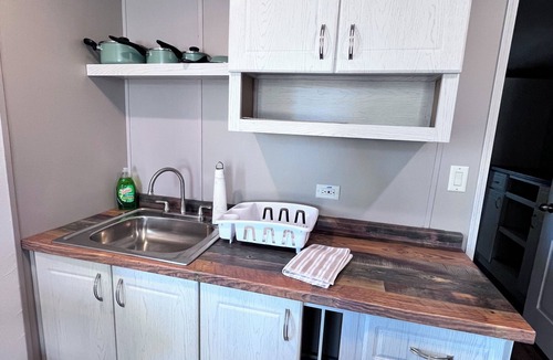 Sedalia House | Desired Location 1 bed/1bath tiny home with country views just outside Sedalia