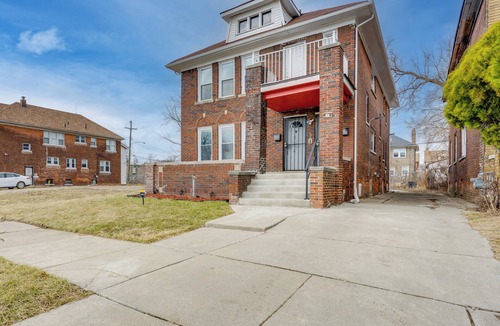 Detroit Apartment | Detroit Apt Near Motown & DIA: Pet-Friendly