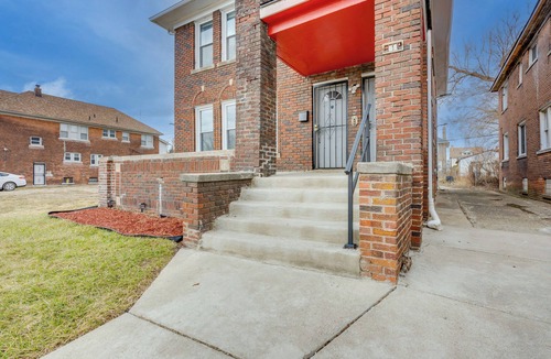 Detroit Apartment | Detroit Apt Near Motown & DIA: Pet-Friendly