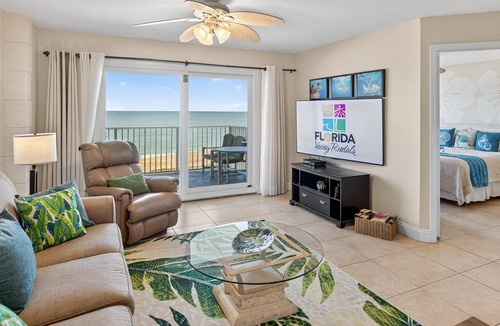 Seawinds Condo Condo | Direct oceanfront 2/2 condo with a private balcony, heated beachfront pool, and garage