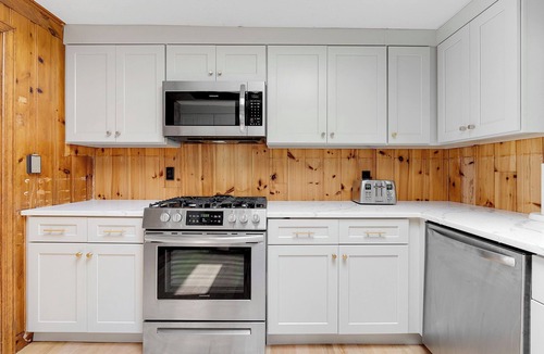 South Casco House | Direct on Sebago Lake Waterfront - Sandy Beach, Dock, Mooring - 3Bed/2Bath +more