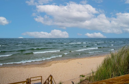 Shelby Cottage | Discounted Fall Family Getaway With Lake Views
