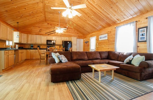 Bridgton House | Discover the Perfect Maine Escape on Long Lake, Bridgton. The Way Life Should Be