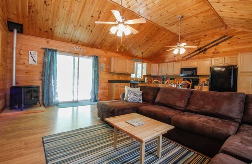 Bridgton House | Discover the Perfect Maine Escape on Long Lake, Bridgton. The Way Life Should Be