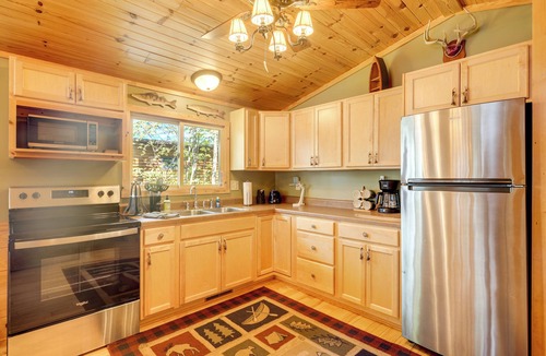Lac du Flambeau House | Dock + Fire Pit: ‘Sweet Serenity’ on Amber Lake