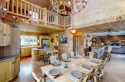 Atlanta House | Dock + Lakefront! Family-Friendly Michigan Getaway