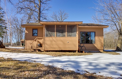 Park Rapids Cabin | Dock & Resort Amenities: Park Rapids Cabin!