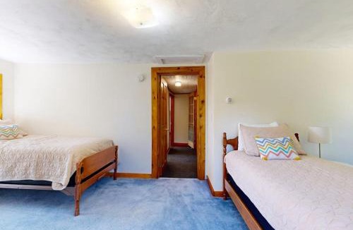 Mac Mahan House | Dog-Friendly, Bay View Home with WiFi & Laundry - Close to Baxter State Forest