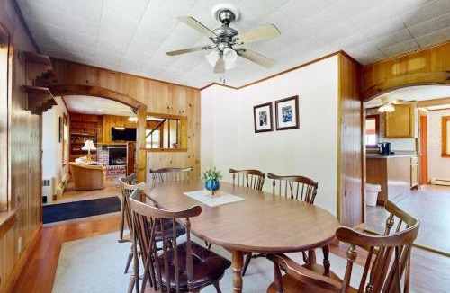 Mac Mahan House | Dog-Friendly, Bay View Home with WiFi & Laundry - Close to Baxter State Forest