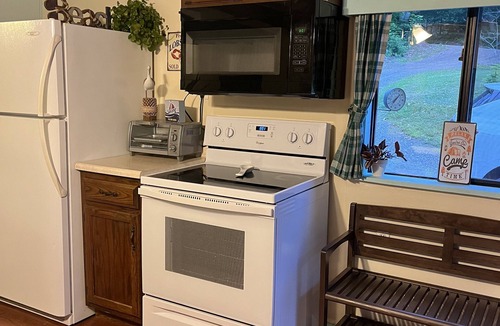 Winthrop Cabin | Dog Friendly Cabin Right On The Water!