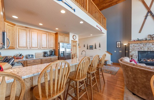 McHenry House | Dog Friendly Deep Creek Escape w/Scenic Mountain Views