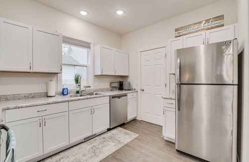 Roosevelt House | Dog-Friendly Home < 1 Mi to Downtown Fargo!