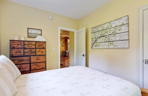 Cundys Harbor House | Dog-friendly home with high-speed WiFi, washer/dryer, & private dock