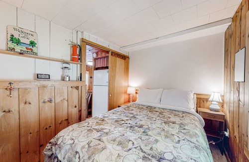 Litchfield Cottage | Dog-friendly pond-front cottage with deck, grill, firepit, water view, fast WiFi