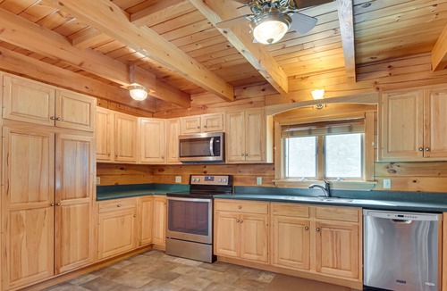 Gardiner Cabin | Dog-Friendly West Gardiner Cabin, 12 Mi to Augusta