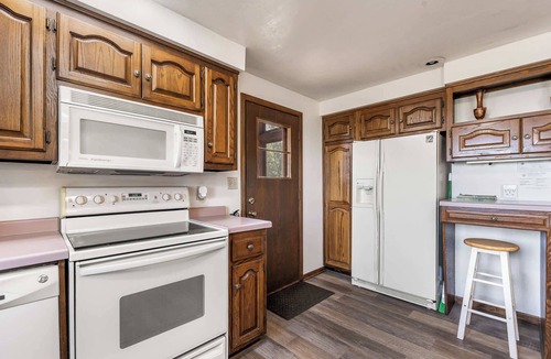 Sturgeon Bay Cabin | Door County Beach front property- Lily Bay Lodge