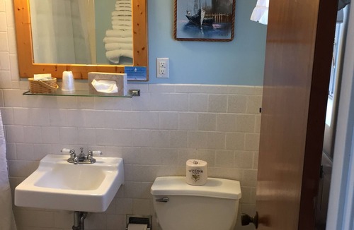 Dennis Port Hotel | Doryman Motel