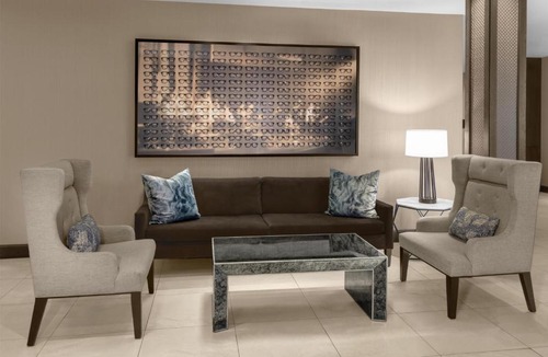 Downtown Hotel | Doubletree By Hilton Lubbock - University Area